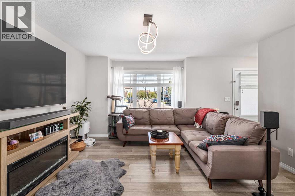 203 Windford Crescent Sw, Airdrie, Alberta  T4B 5E5 - Photo 7 - A2252733