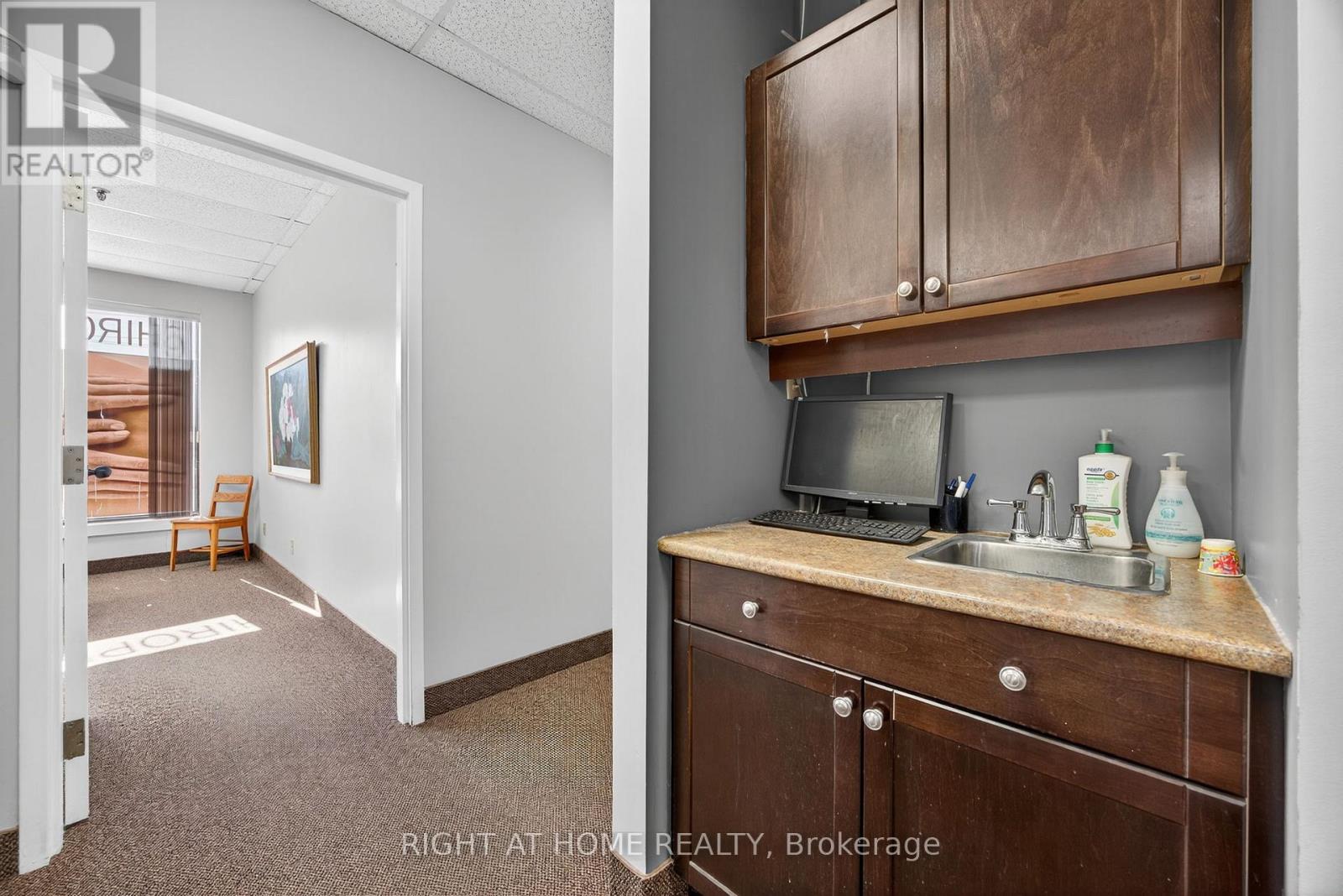 7 - 5 Bell Farm Road, Barrie, Ontario  L4M 6E4 - Photo 22 - S12405470