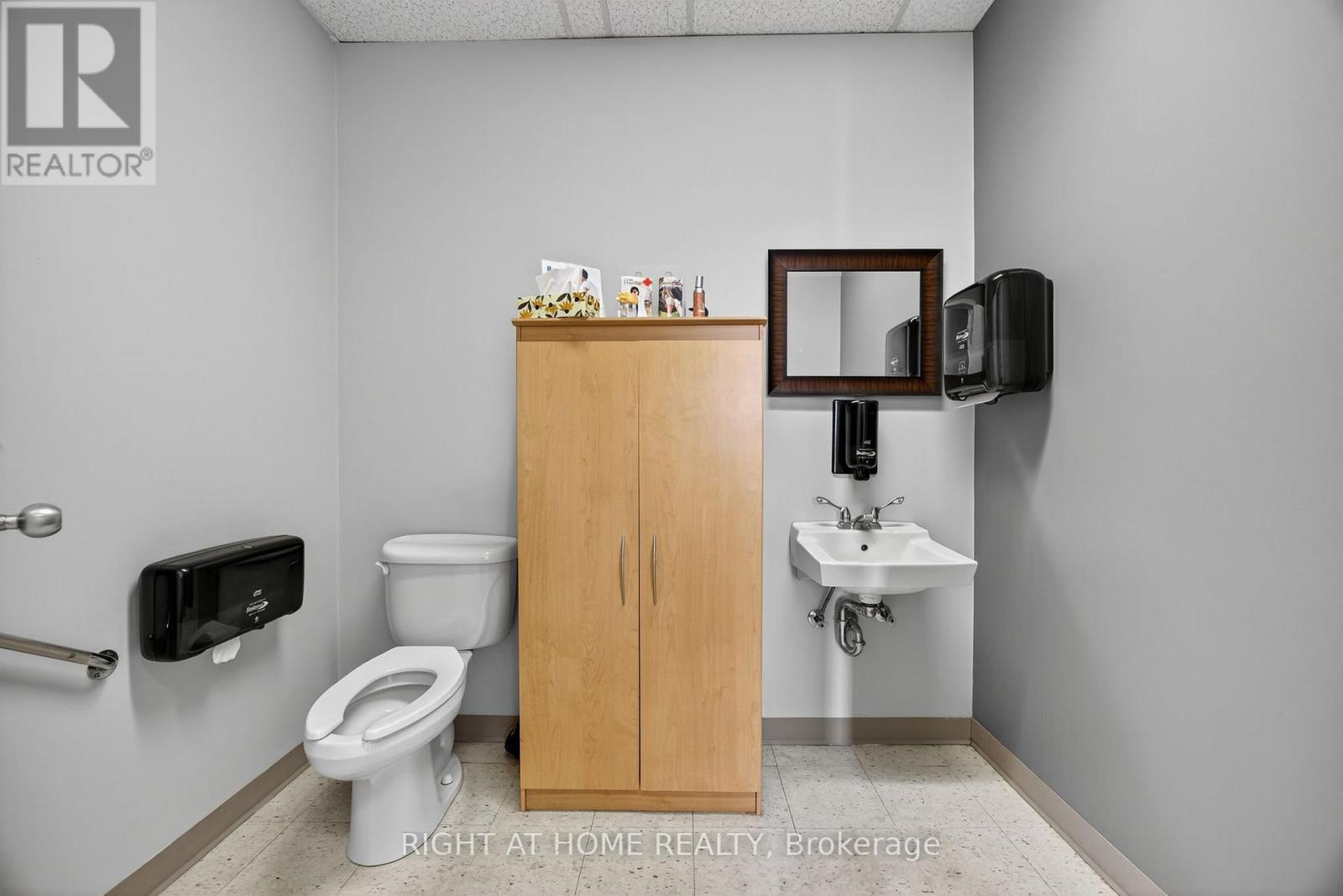 7 - 5 Bell Farm Road, Barrie, Ontario  L4M 6E4 - Photo 24 - S12405470