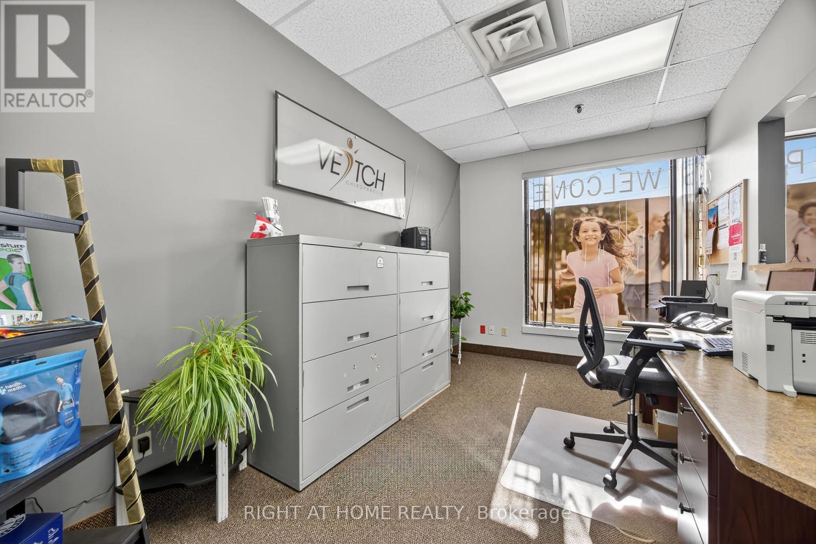 7 - 5 Bell Farm Road, Barrie, Ontario  L4M 6E4 - Photo 8 - S12405470