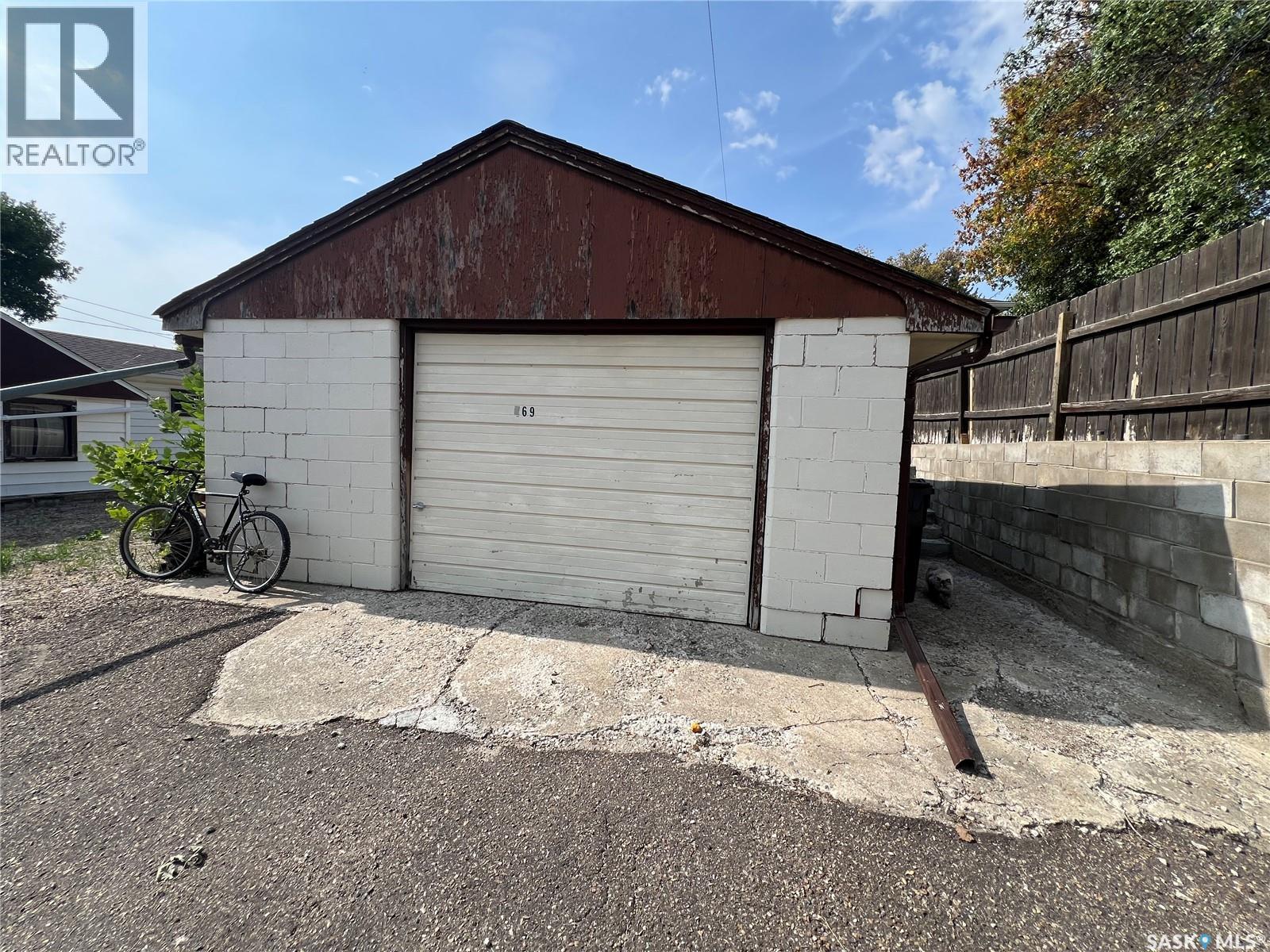 369 9th Avenue Nw, Swift Current, Saskatchewan  S9H 1A8 - Photo 43 - SK018484