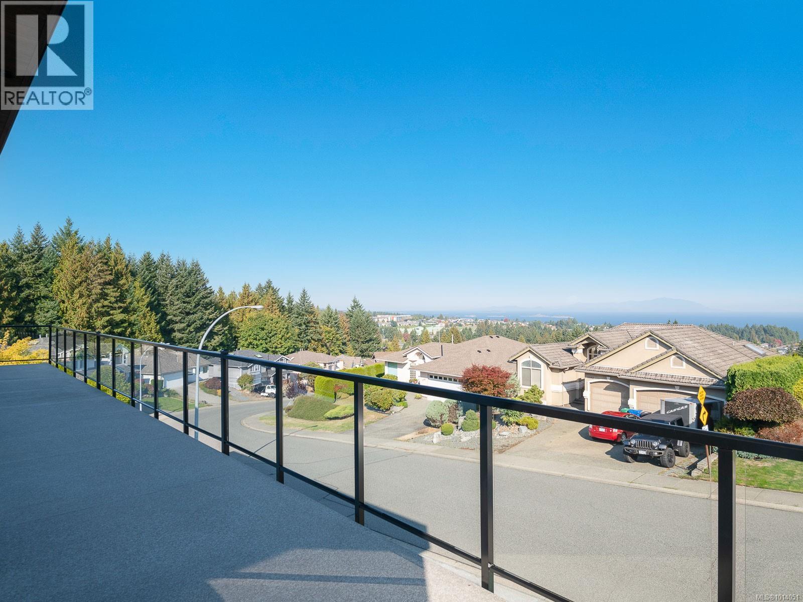 Property at 5391 Kenwill Dr image 2