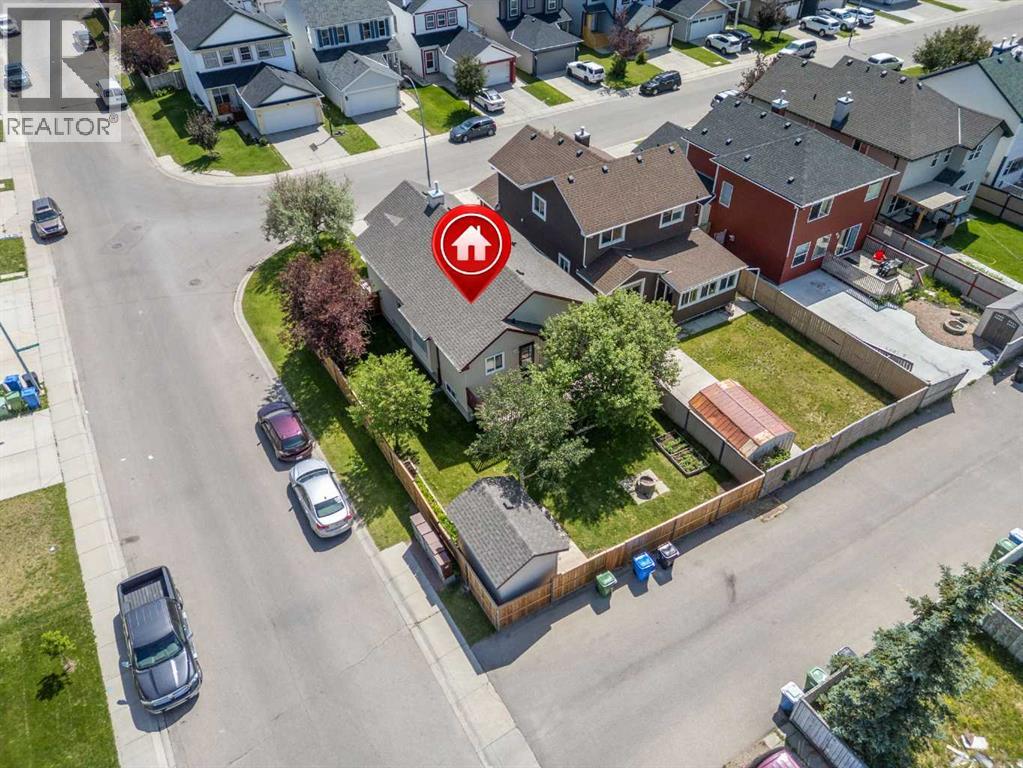 4 Martha's Meadow Place Ne, Calgary, Alberta  T3J 4H6 - Photo 5 - A2238279