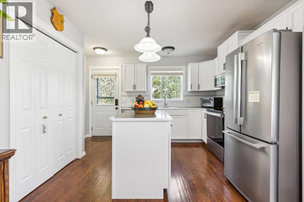 4 Martha's Meadow Place Ne, Calgary, Alberta  T3J 4H6 - Photo 17 - A2238279