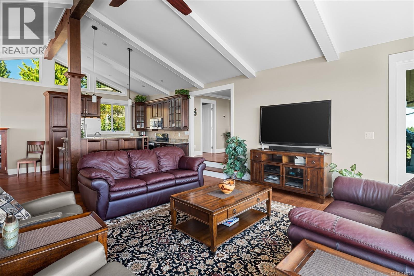 Property at 8874 Park Pacific Terr image 1