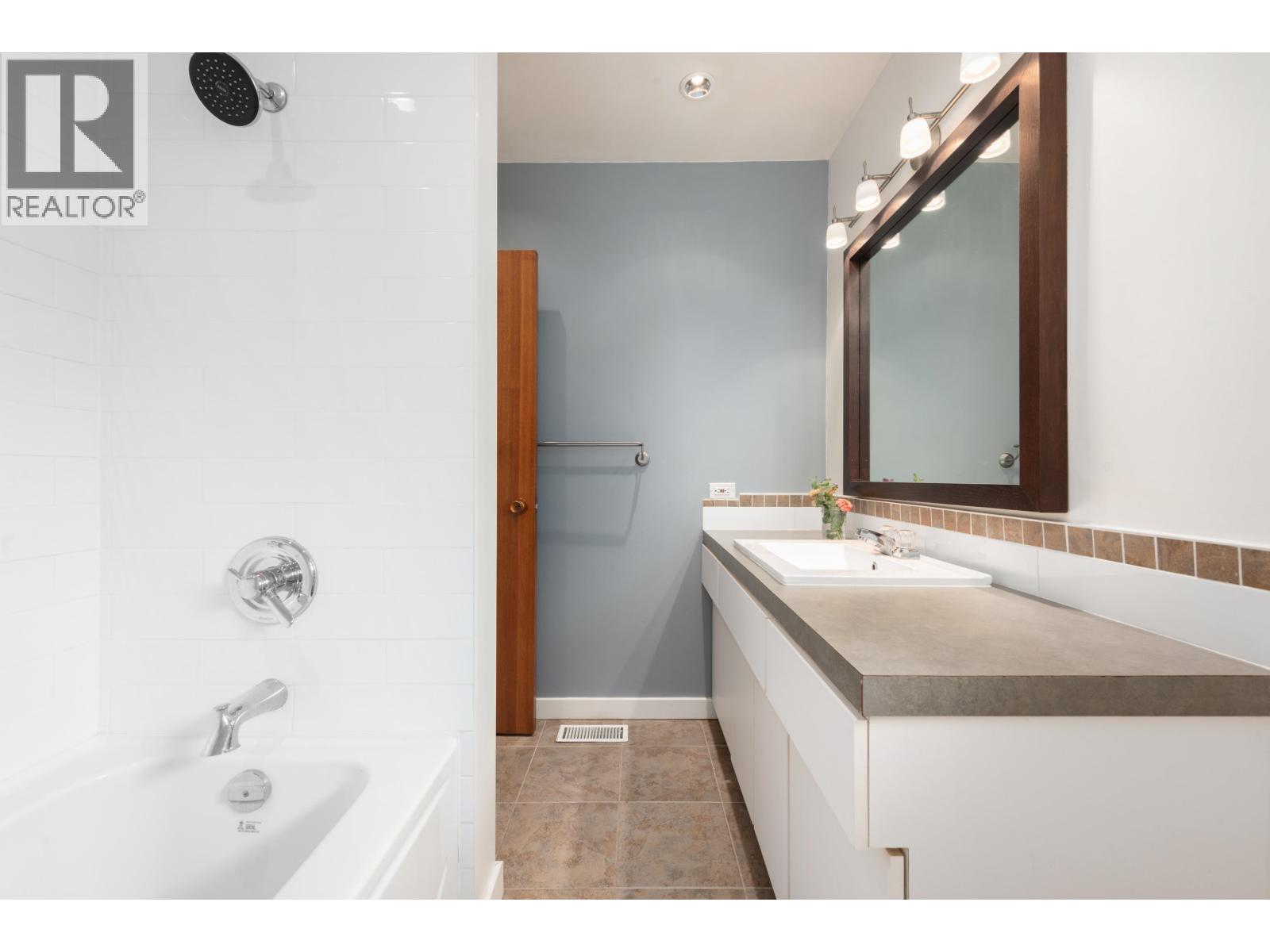 Lorem Ipsum Do, Delta, British Columbia  V4M  - Photo 26 - DEMO28866481