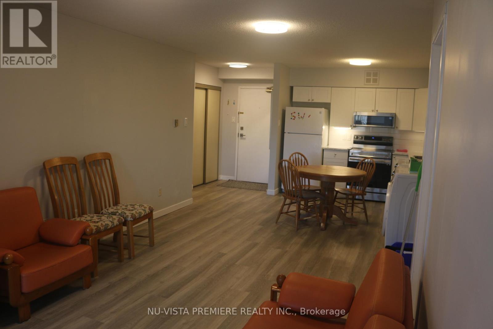 411 - 5 Jacksway Crescent, London North, Ontario  N5X 3T6 - Photo 5 - X12405503