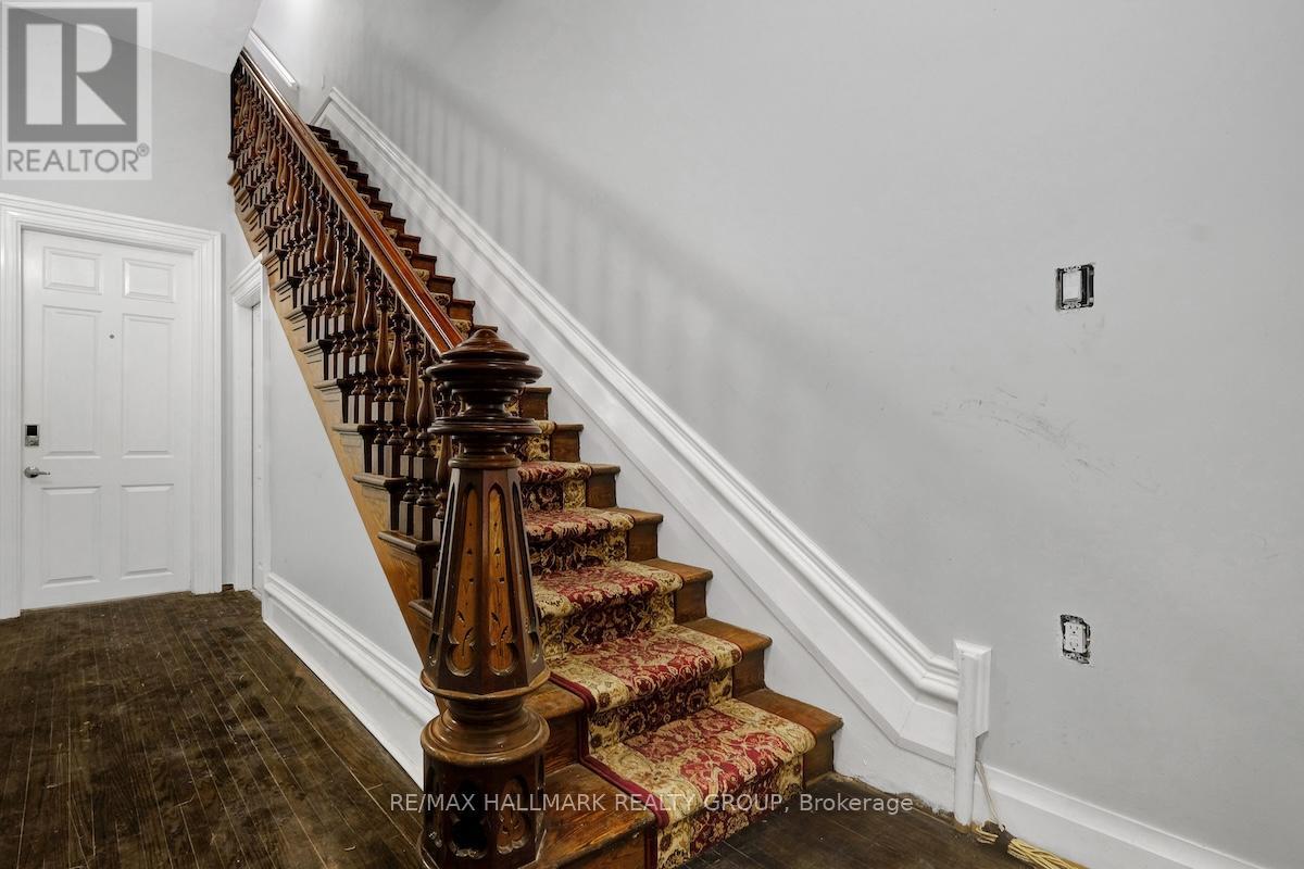 460 Wilbrod Street, Ottawa, Ontario  K1N 6M8 - Photo 6 - X12405504