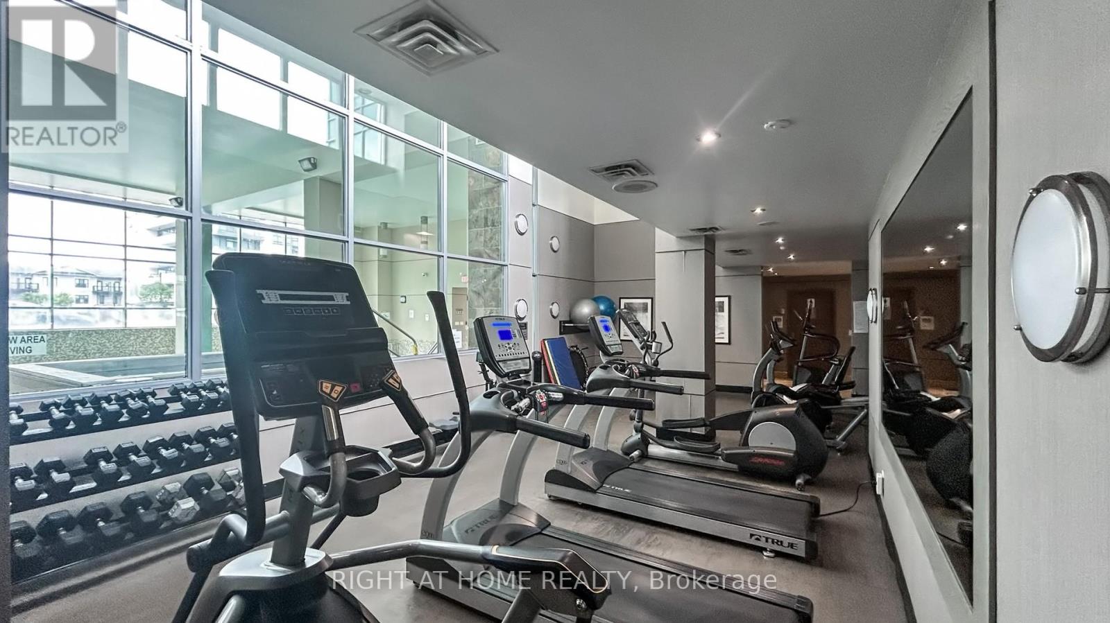 622 - 48 Suncrest Boulevard, Markham, Ontario  L3T 7Y5 - Photo 31 - N12269376