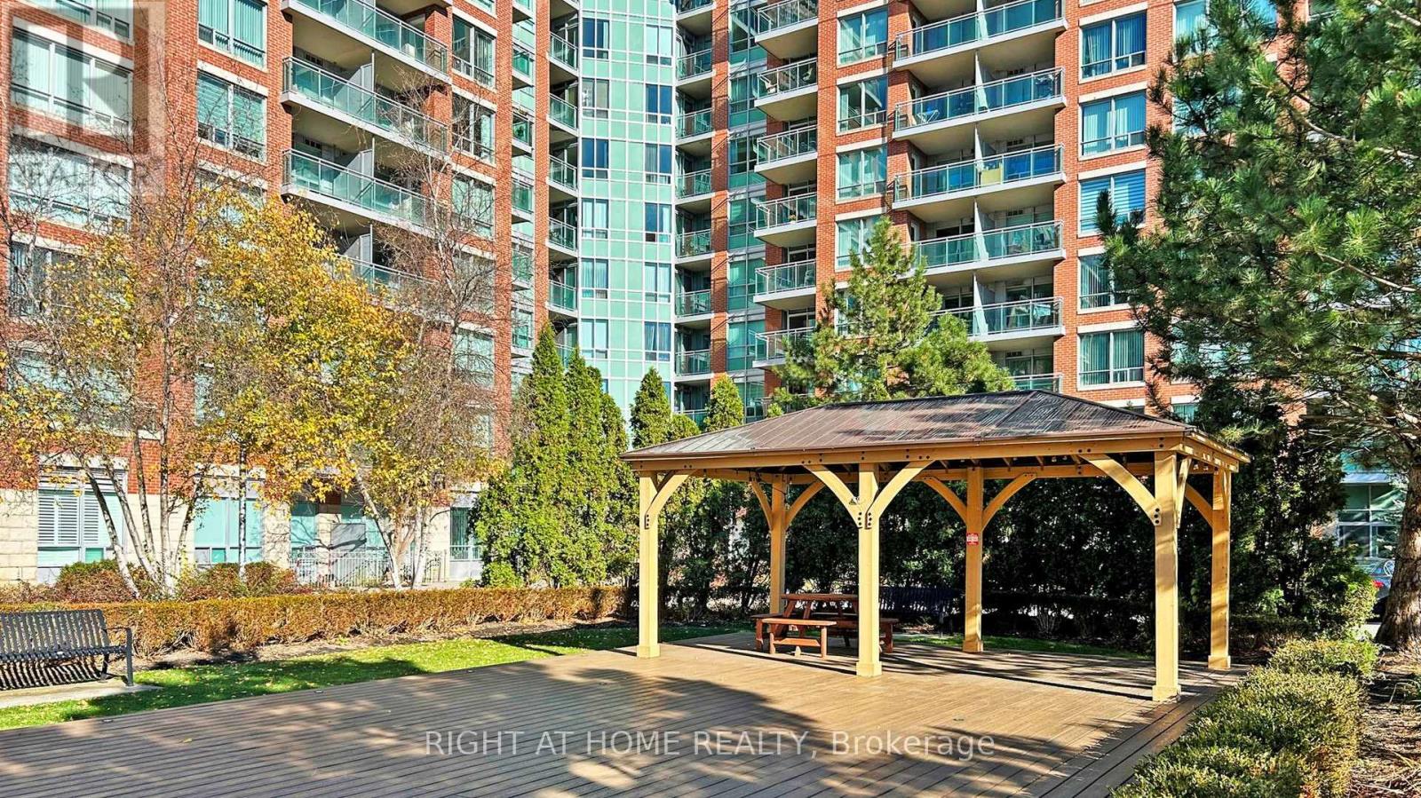 622 - 48 Suncrest Boulevard, Markham, Ontario  L3T 7Y5 - Photo 40 - N12269376
