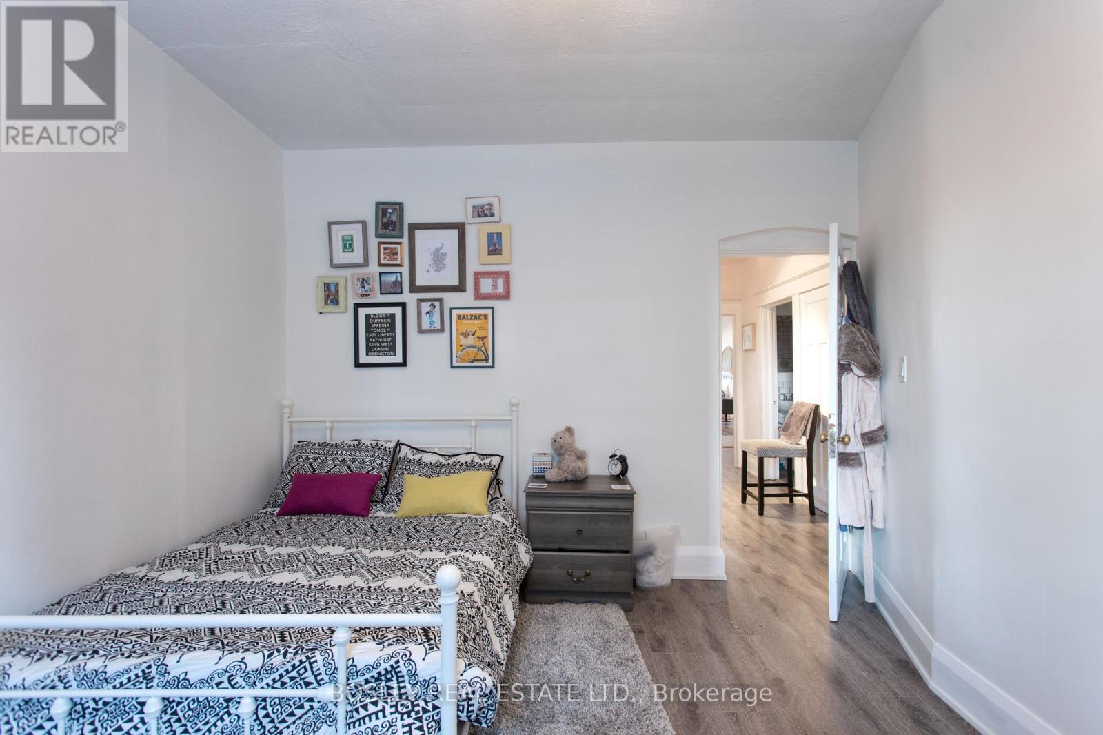 357 Roehampton Avenue, Toronto, Ontario  M4P 1S3 - Photo 17 - C12405522