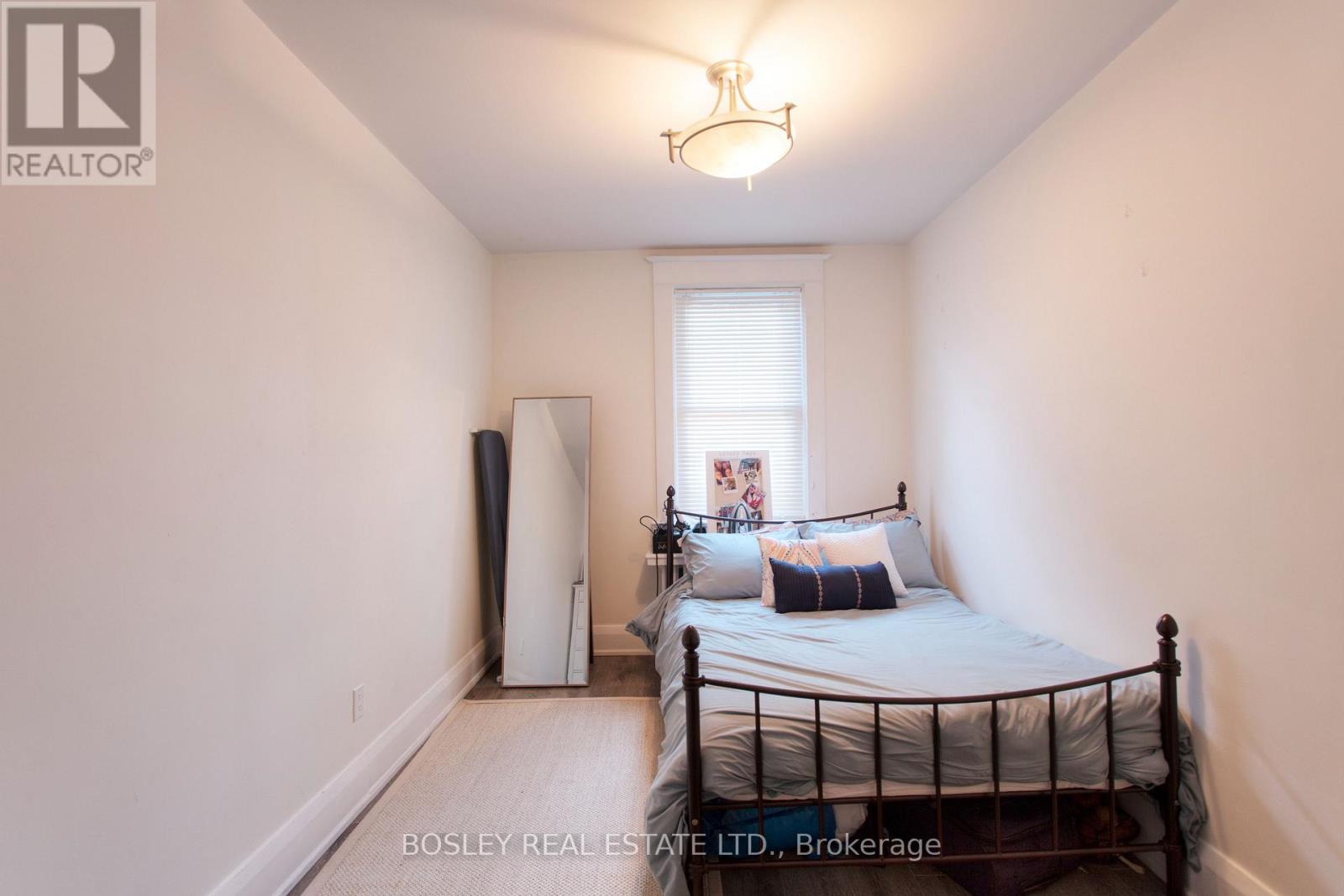 357 Roehampton Avenue, Toronto, Ontario  M4P 1S3 - Photo 18 - C12405522