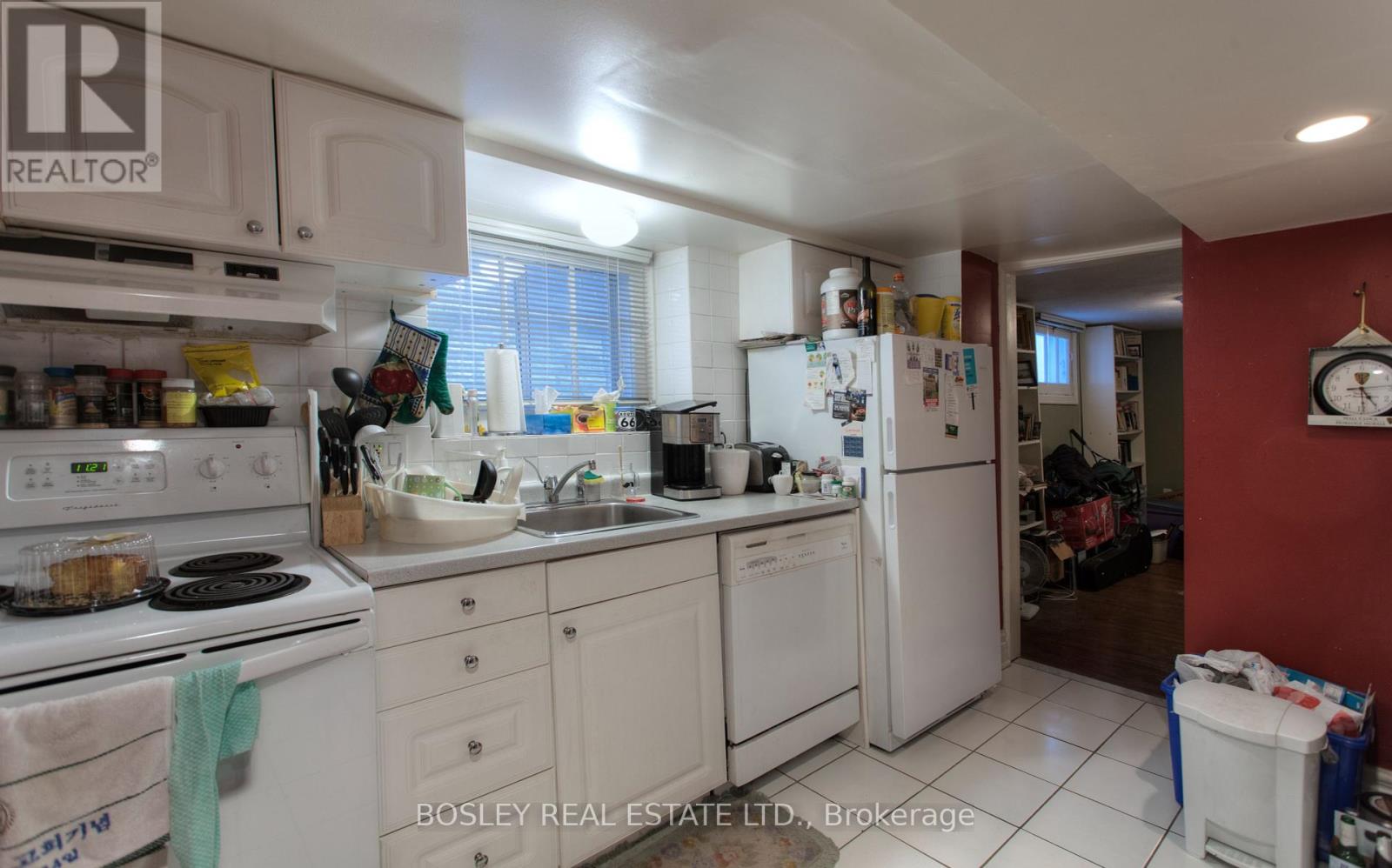 357 Roehampton Avenue, Toronto, Ontario  M4P 1S3 - Photo 20 - C12405522