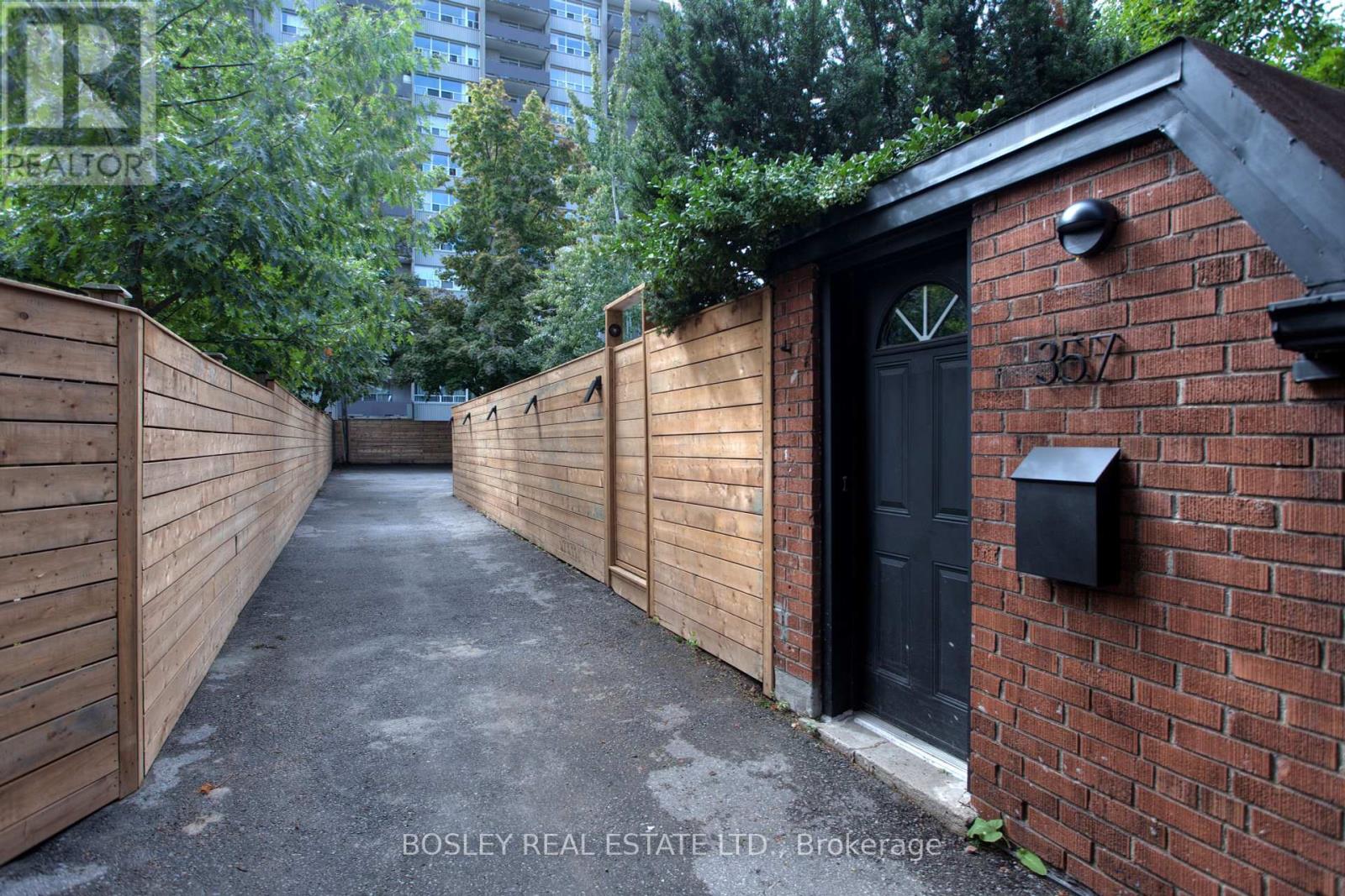 357 Roehampton Avenue, Toronto, Ontario  M4P 1S3 - Photo 29 - C12405522