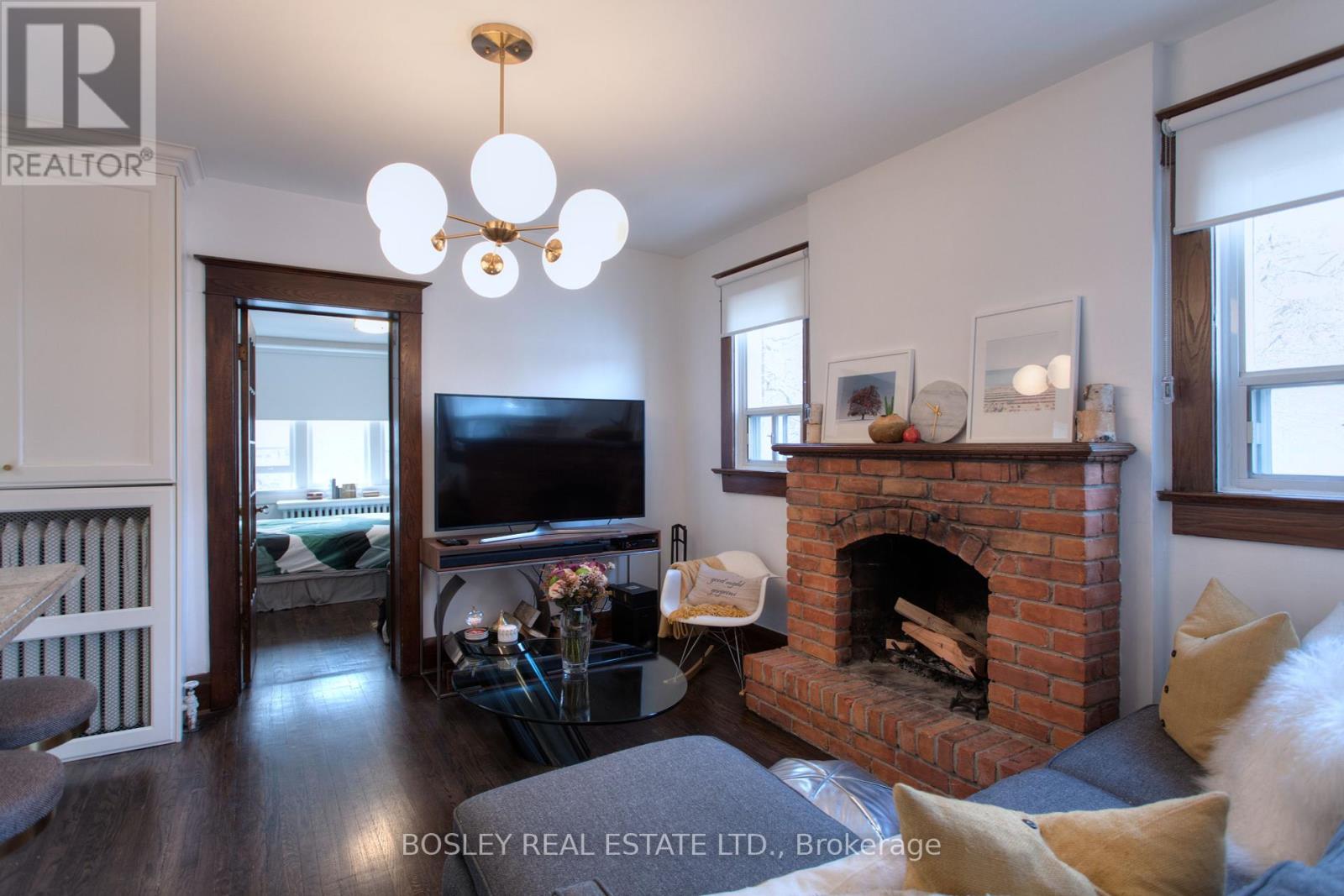 357 Roehampton Avenue, Toronto, Ontario  M4P 1S3 - Photo 6 - C12405522
