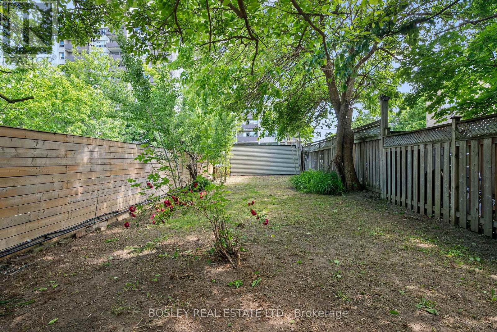 355 Roehampton Avenue, Toronto, Ontario  M4P 1S3 - Photo 13 - C12405524