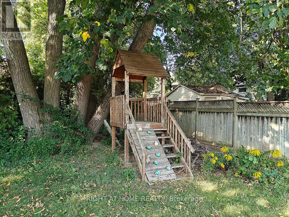 182 Mcnicoll Avenue, Toronto, Ontario  M2N 3K7 - Photo 3 - C12405535