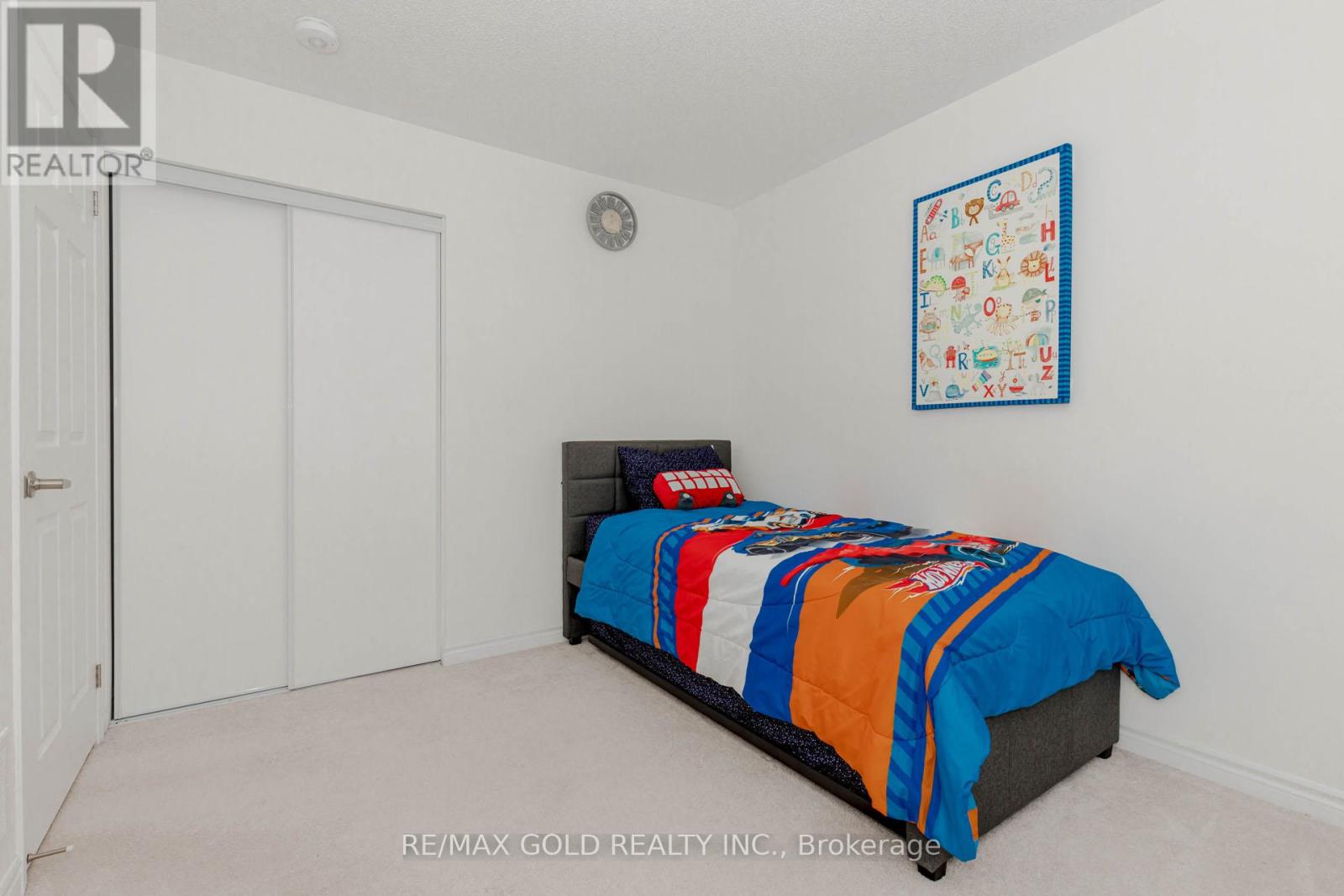 1344 Rose Way, Milton, Ontario  L9E 1M5 - Photo 28 - W12404054