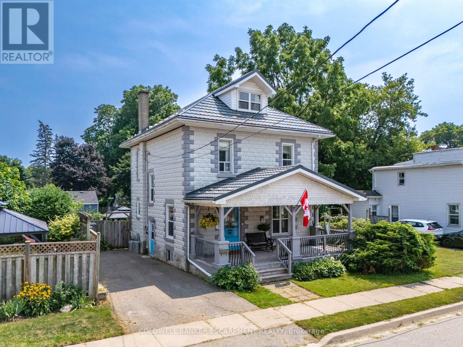 44 Church Street E, Halton Hills, Ontario  L7J 1K5 - Photo 3 - W12405528
