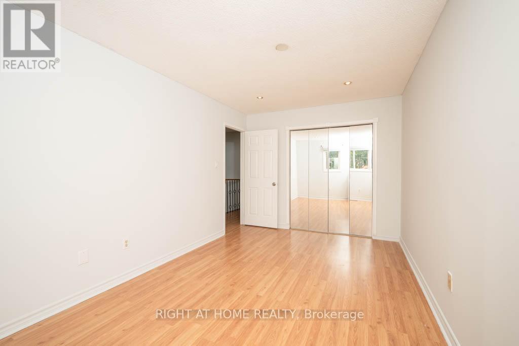 45 - 666 Constellation Drive, Mississauga, Ontario  L5R 3G7 - Photo 20 - W12405537