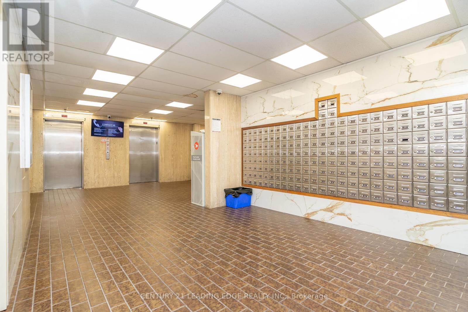 1702 - 45 Sunrise Avenue, Toronto, Ontario  M4A 2S3 - Photo 4 - C12404630