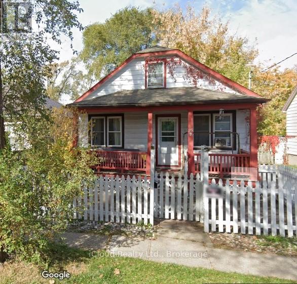 95 CHETWOOD STREET, St. Catharines, Ontario