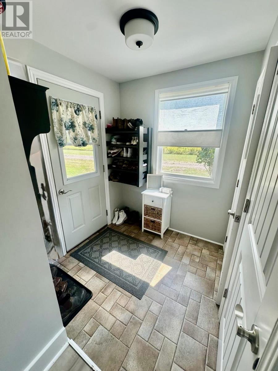 14009 Cascumpec Road, Brooklyn, Prince Edward Island  C0B 1B0 - Photo 5 - 202523362