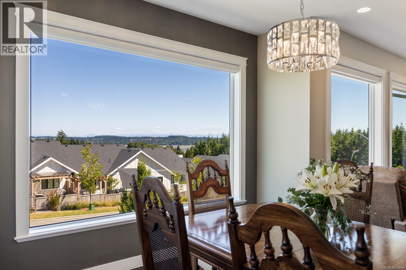 4064 Southwalk Dr, Courtenay, British Columbia  V9N 0B3 - Photo 12 - 1013896