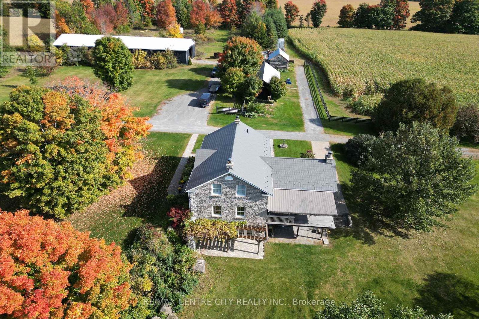 3000/2980 Roger Stevens Drive, Ottawa, Ontario  K0A 2T0 - Photo 3 - X12395368