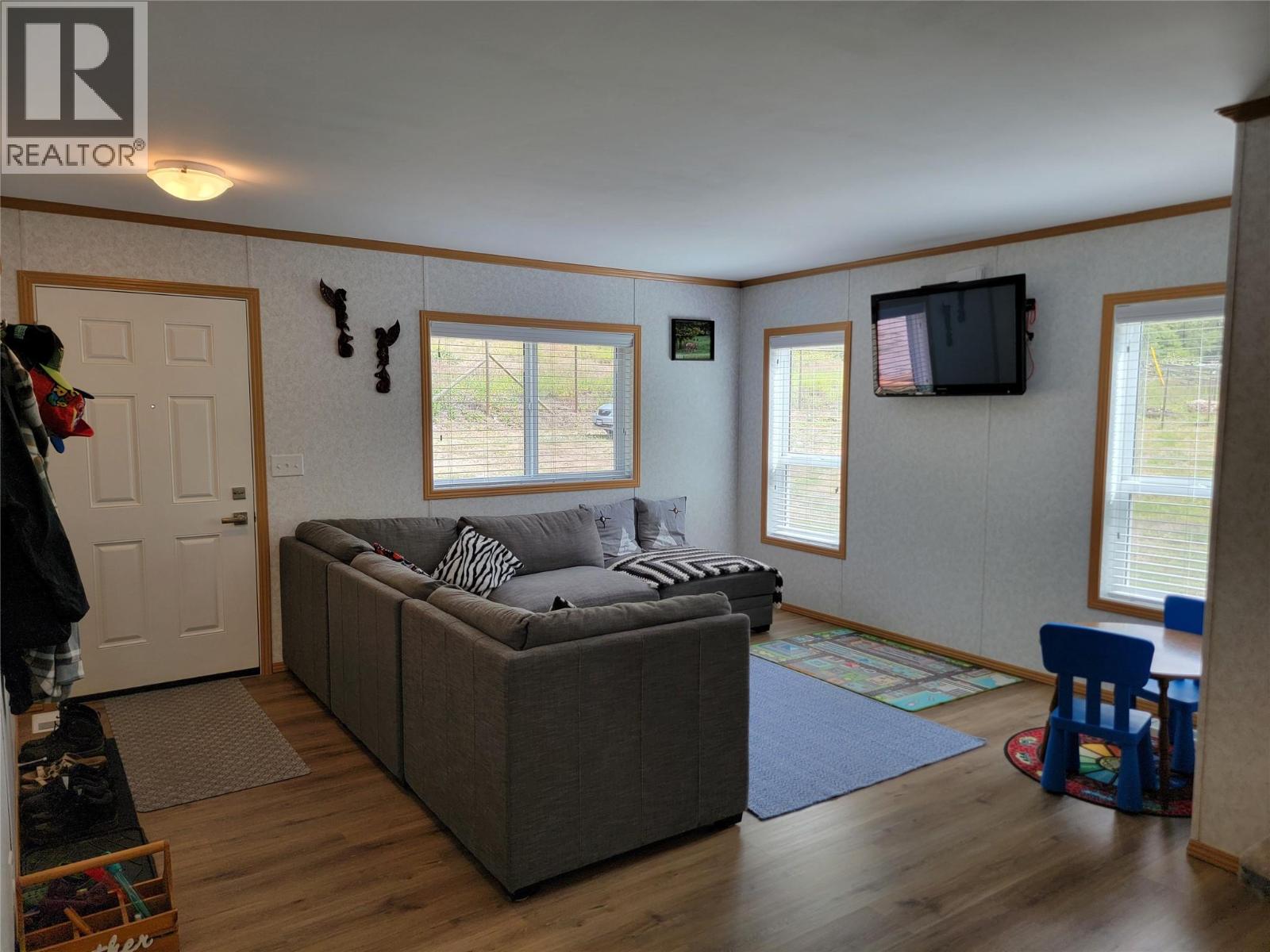1685 White Lake Road, Kaleden, British Columbia  V0H 1K0 - Photo 10 - 10355662