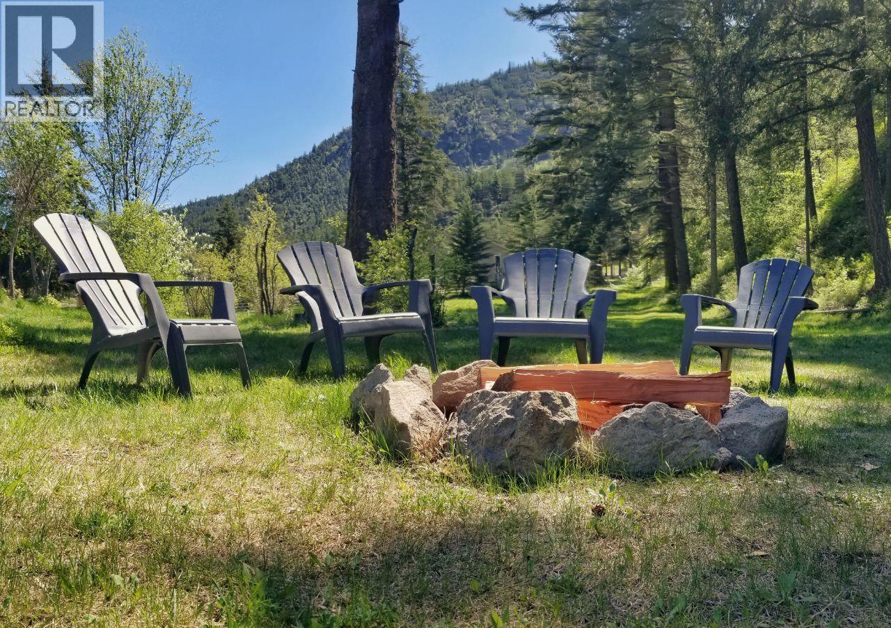 1685 White Lake Road, Kaleden, British Columbia  V0H 1K0 - Photo 7 - 10355662