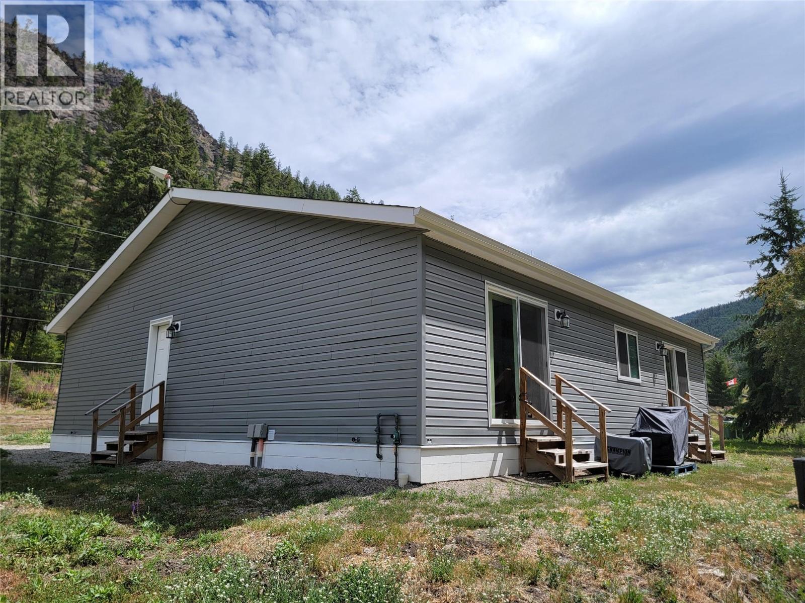 1685 White Lake Road, Kaleden, British Columbia  V0H 1K0 - Photo 46 - 10355662
