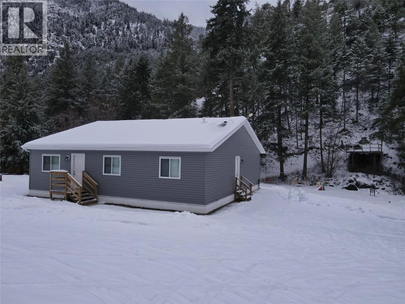 1685 White Lake Road, Kaleden, British Columbia  V0H 1K0 - Photo 56 - 10355662