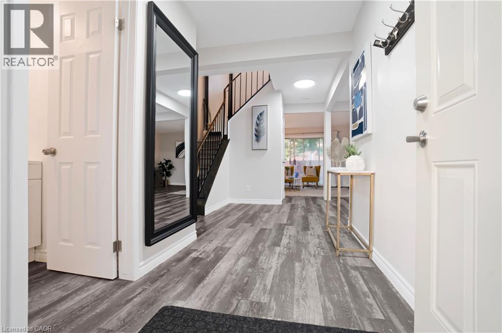 Photo 3 of 45 for 770 Fanshawe Park Road E Unit# 60