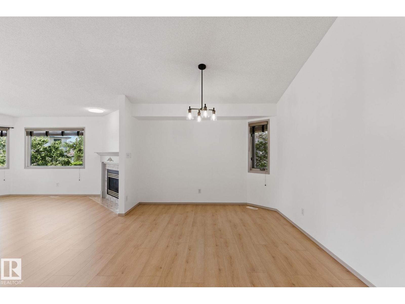 9971 178 Av Nw, Edmonton, Alberta  T5X 5X2 - Photo 5 - E4457916