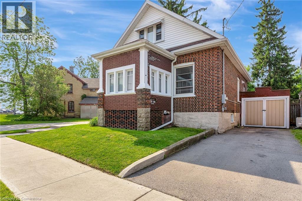 Property at 8 WRIGHT Avenue image 2