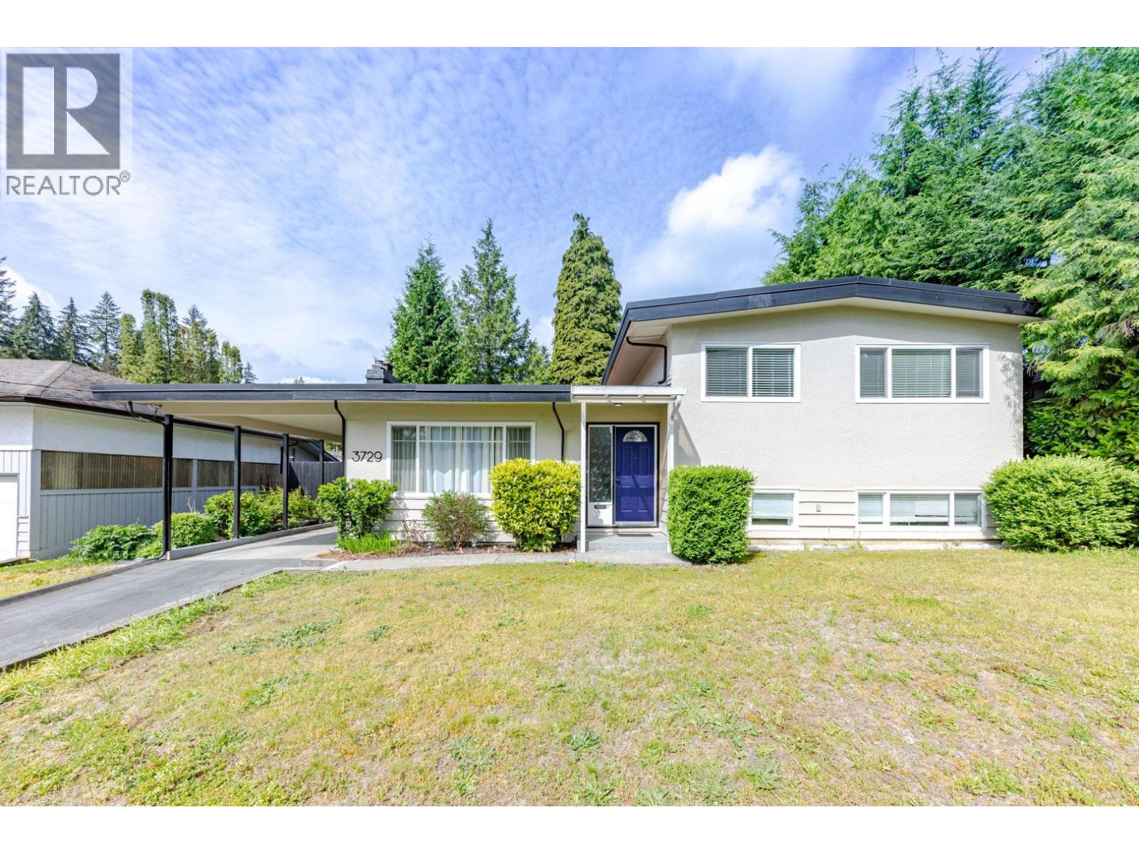 3729 WELLINGTON STREET, Port Coquitlam, British Columbia