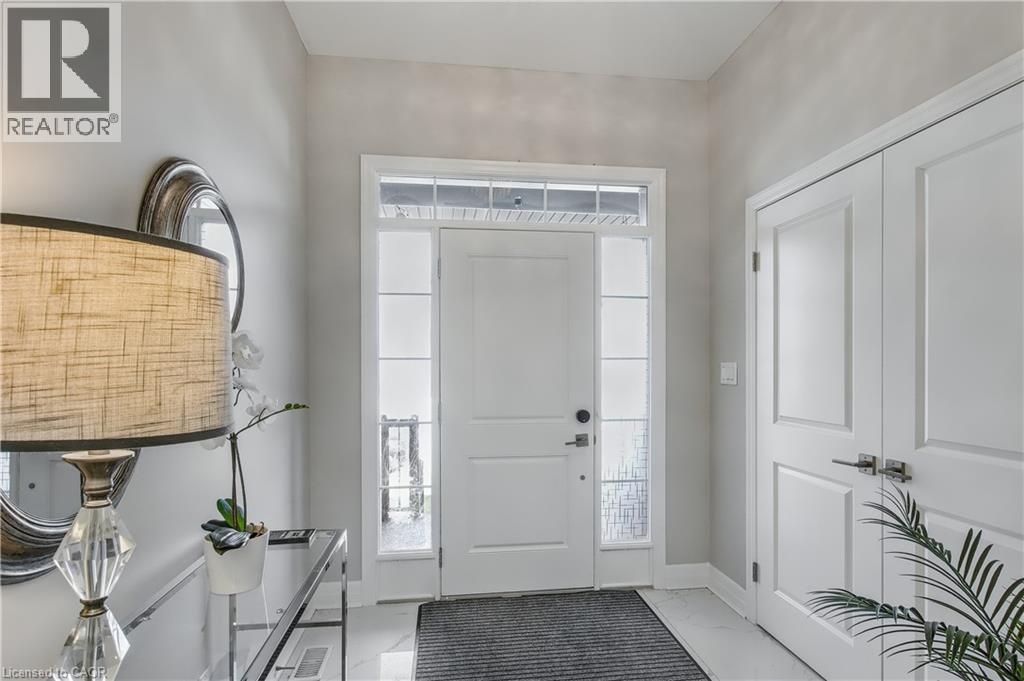 Property at 162 MOUNTAIN HOLLY COURT image 4