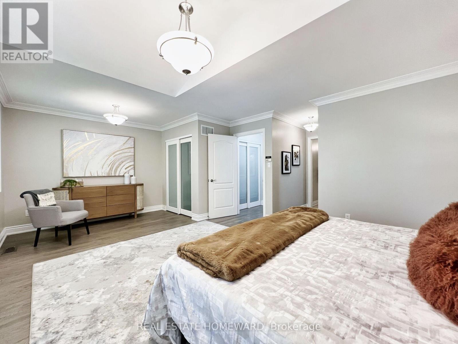 307 Deloraine Avenue, Toronto, Ontario  M5M 2B4 - Photo 19 - C12405578