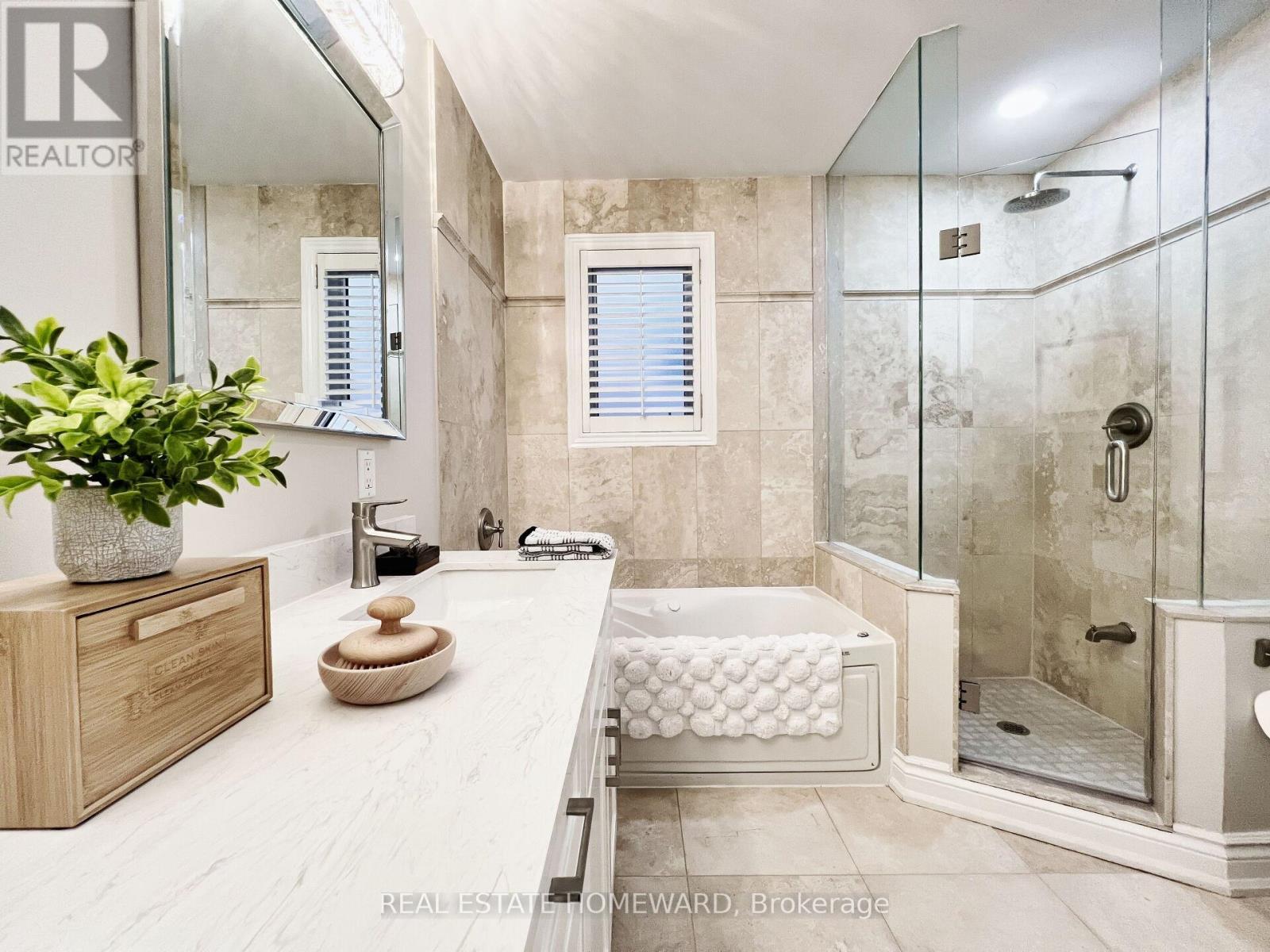 307 Deloraine Avenue, Toronto, Ontario  M5M 2B4 - Photo 20 - C12405578