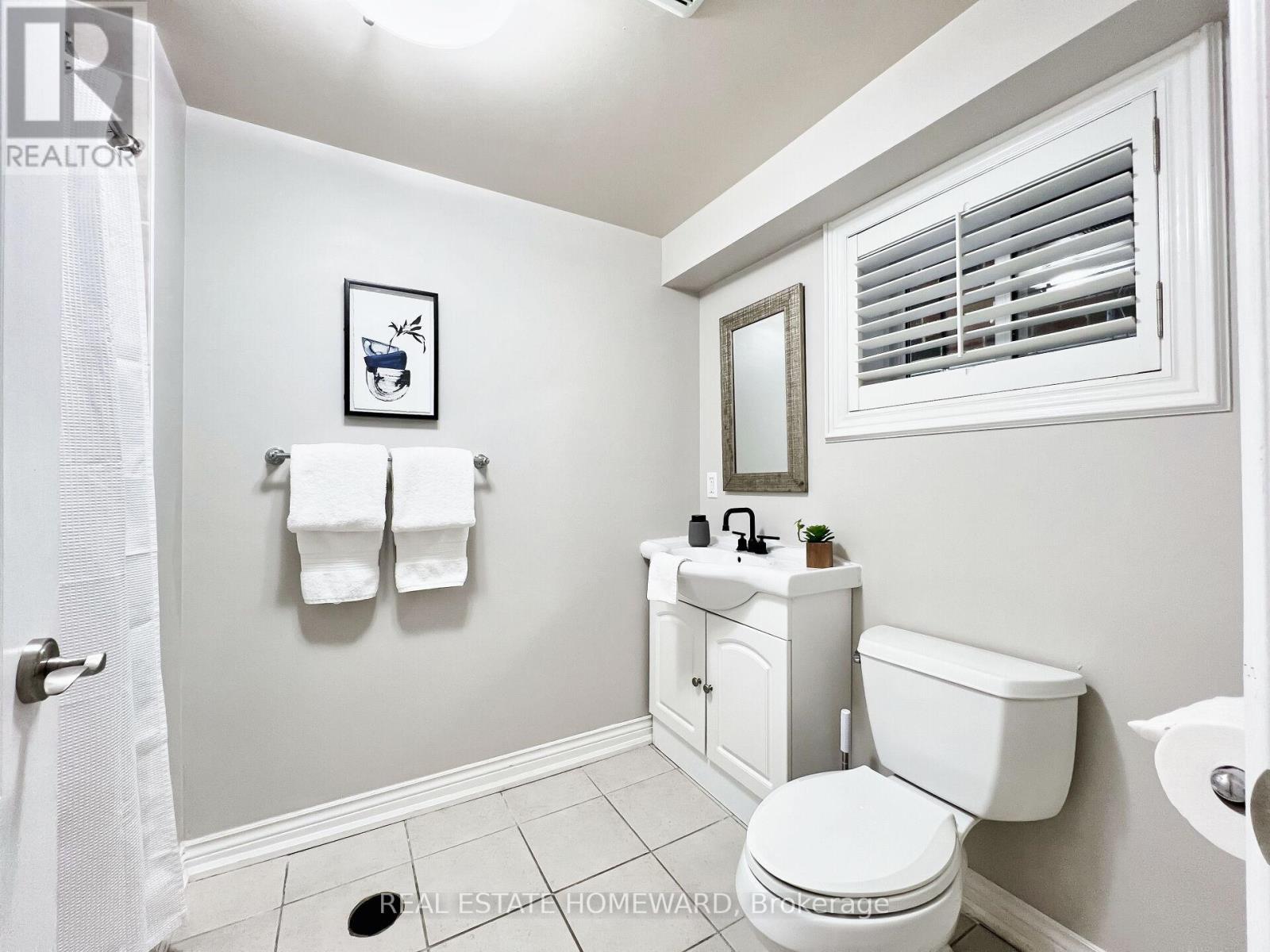 307 Deloraine Avenue, Toronto, Ontario  M5M 2B4 - Photo 31 - C12405578