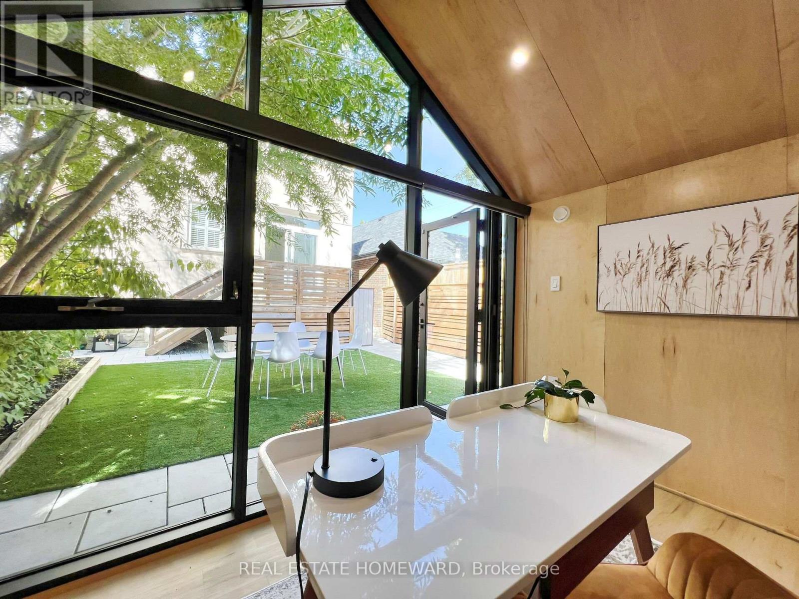 307 Deloraine Avenue, Toronto, Ontario  M5M 2B4 - Photo 37 - C12405578