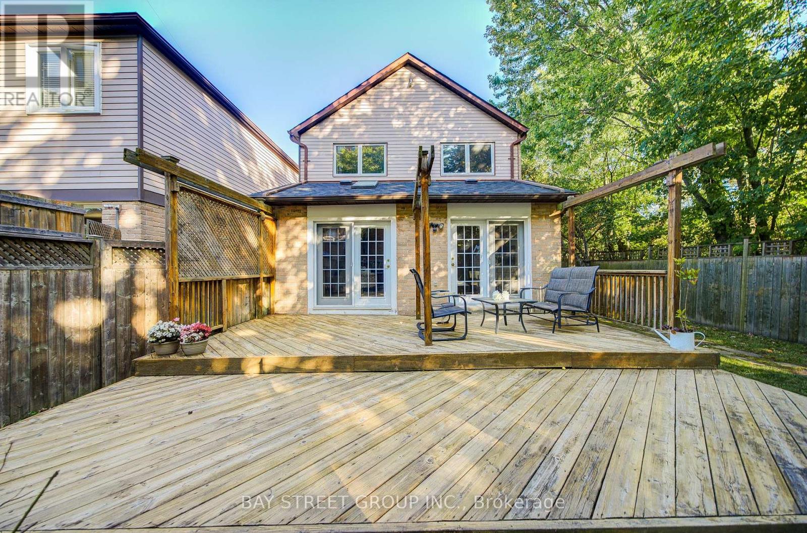 1307 Barberry Green, Oakville, Ontario  L6M 2A7 - Photo 48 - W12405593