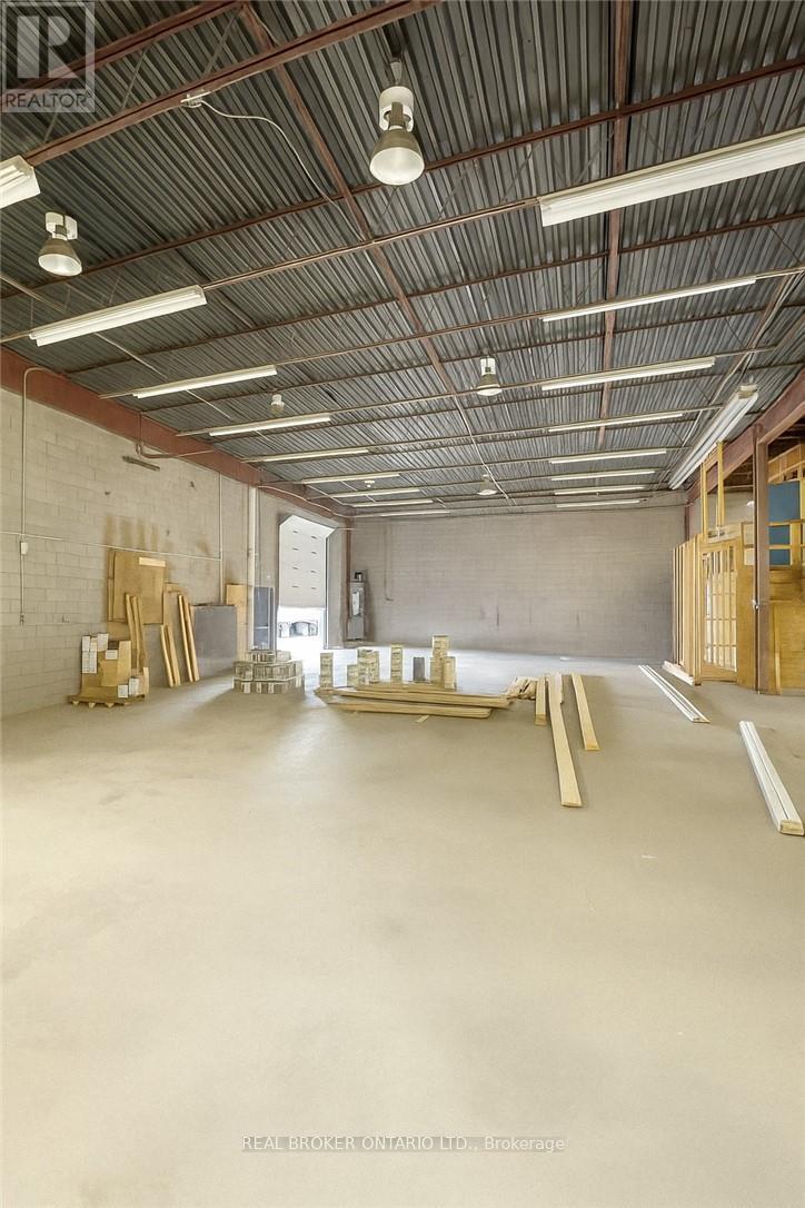 1,2,3 South - 94 Dunkirk Road, St. Catharines, Ontario  L2P 3H4 - Photo 8 - X12405583