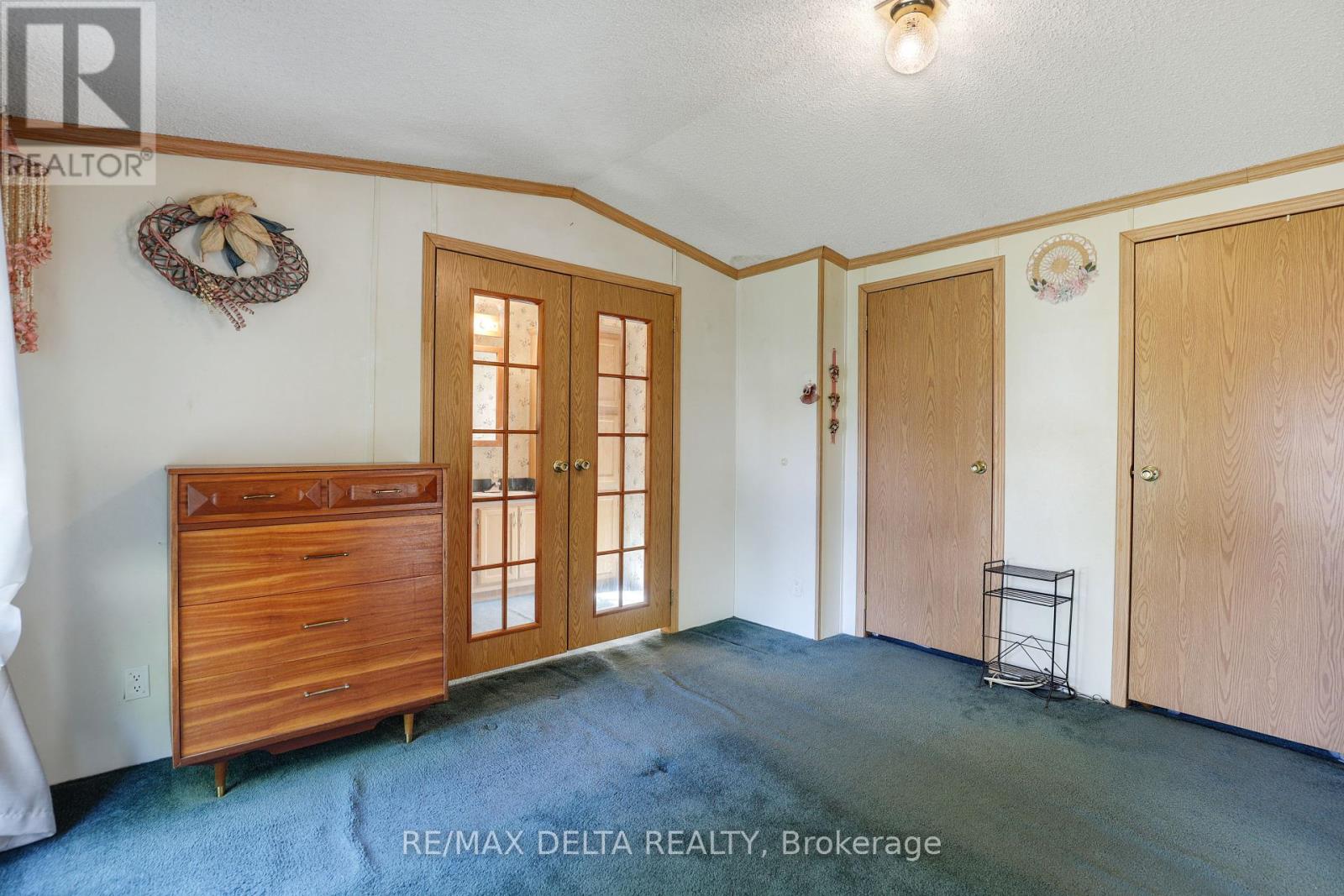 15270 Concession 8-9 Road, North Stormont, Ontario  K0A 1R0 - Photo 13 - X12405626