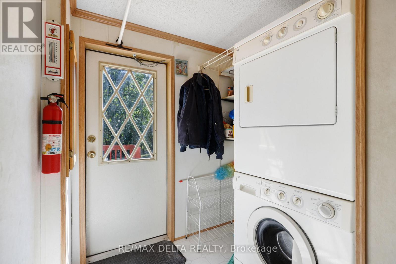 15270 Concession 8-9 Road, North Stormont, Ontario  K0A 1R0 - Photo 16 - X12405626