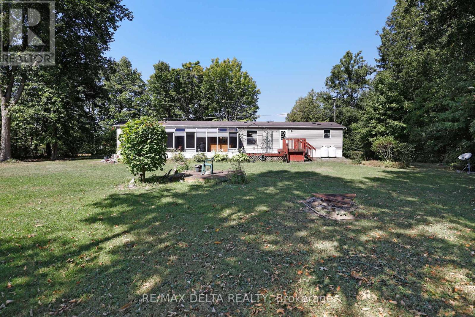 15270 Concession 8-9 Road, North Stormont, Ontario  K0A 1R0 - Photo 22 - X12405626