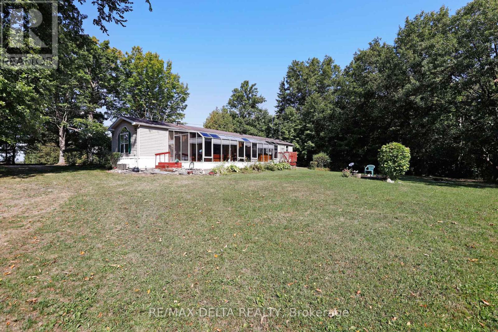 15270 Concession 8-9 Road, North Stormont, Ontario  K0A 1R0 - Photo 23 - X12405626