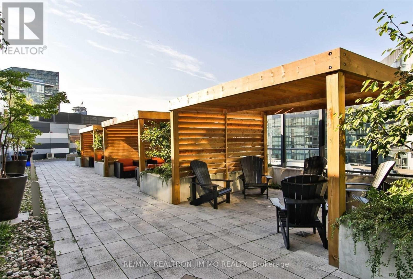727 - 20 Bruyeres Mews, Toronto, Ontario  M5V 0G8 - Photo 13 - C12405635