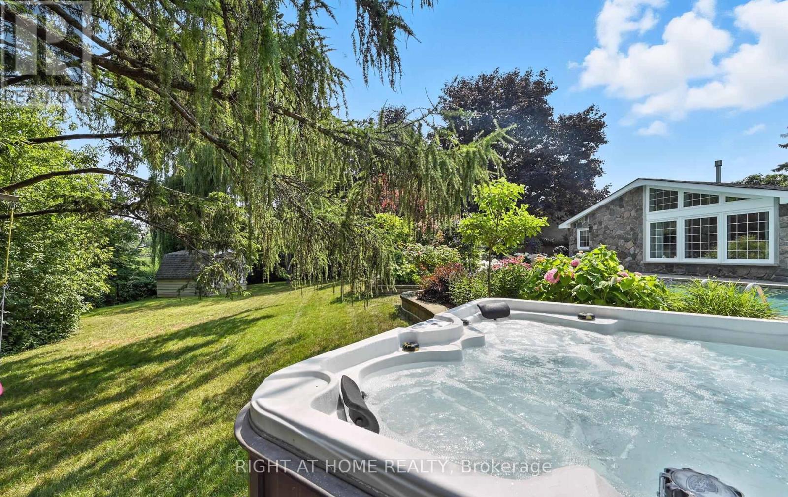 1549 Willowside Court, Pickering (Bay Ridges), Ontario  L1W 3P5 - Photo 41 - E12405617